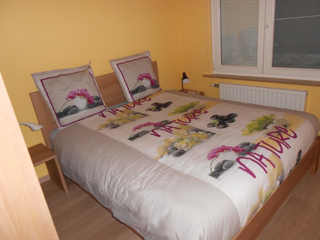 Gite De La Rhosnes Amougies Zimmer foto