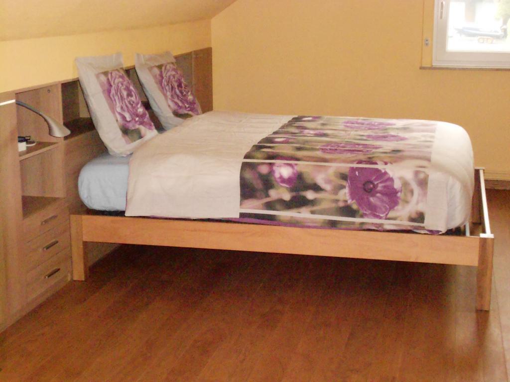 Gite De La Rhosnes Amougies Zimmer foto